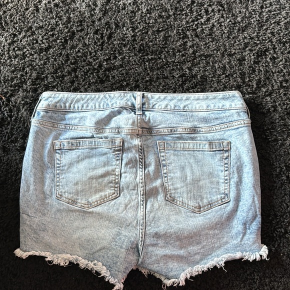 Jean shorts size 12 - Picture 4 of 4